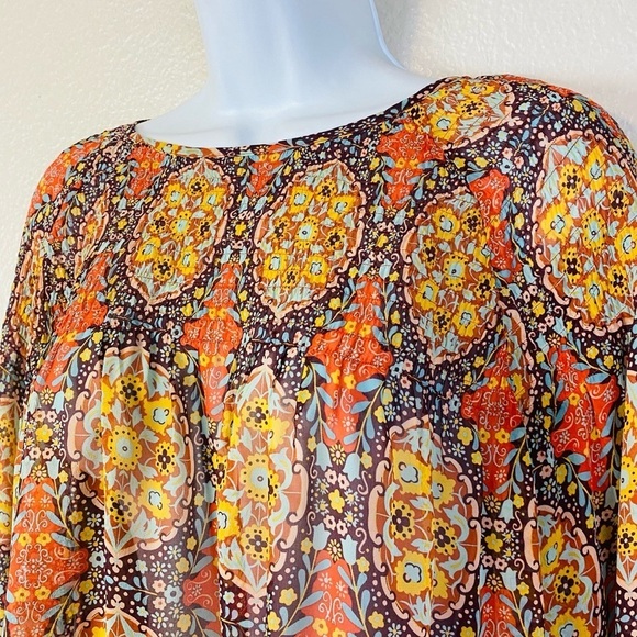 Sundance Silk Boho Long Sleeve Smocked Neckline Peasant Blouse Size M - Picture 3 of 7